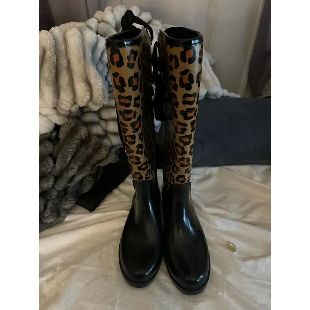 Sz 7.5/38 EUR Coach tristee lace up leopard animal print rain snow boots